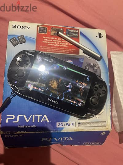 Psvita  new مهكر معاه ميمورى ٣٢ وميمورى ٨و٤ جيجا ومعاه قلم وألعاب