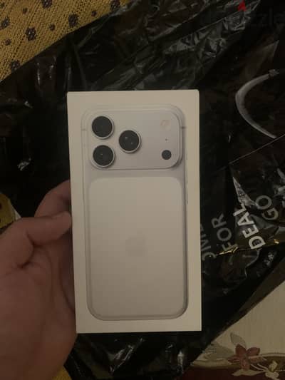 Apple - iPhone 17 Pro