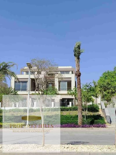 Villa in Palm Hills | Private Swimming Pool | Ready for Viewing | 265 m² + Private Parking with all master bedrooms  Details:  Unit Type: twinhouse  Built-up Area: 265m²  Private swimming pool  Private parking space  Ready for immediate viewing   Location