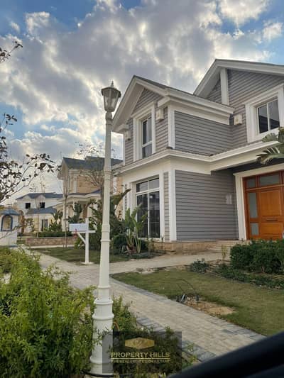 A stunning villa in one of Mountain View's most prestigious projects in New Cairo, close to Cairo International Airport.