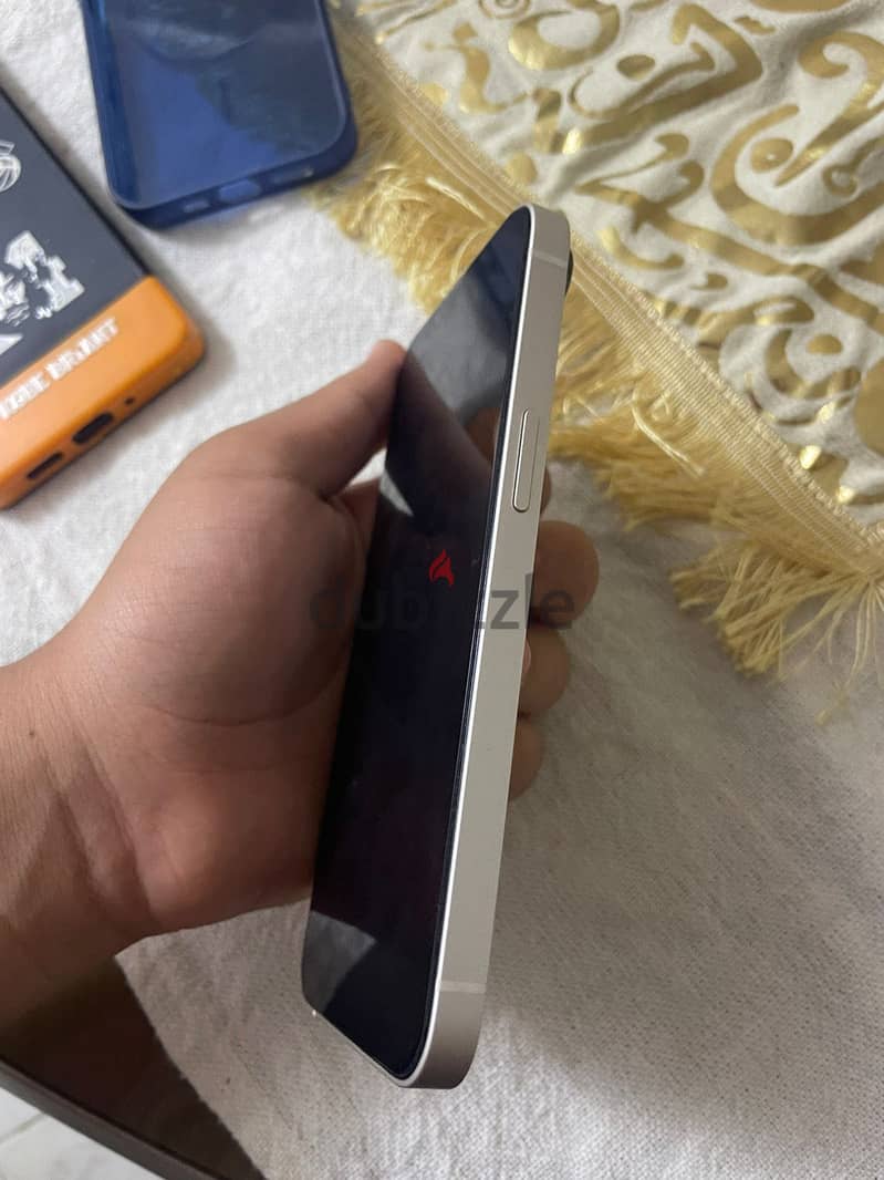 Apple - iPhone 13 4