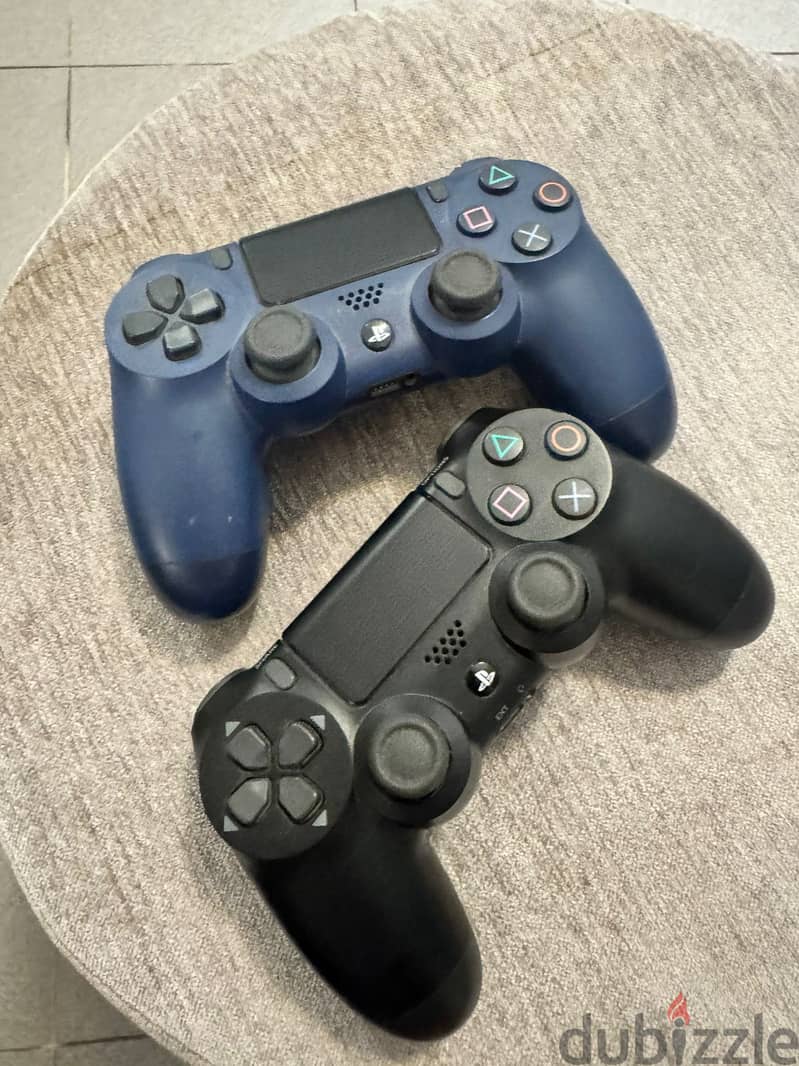 Play station 4 ps4 3