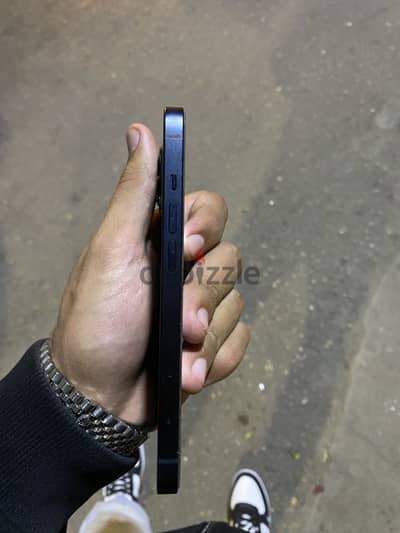 آبل - آيفون 13