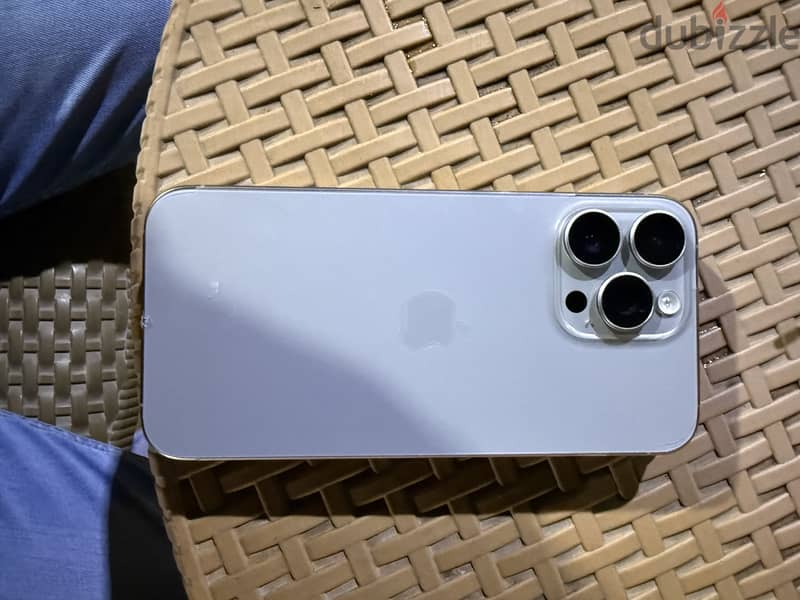 Apple - iPhone 15 Pro Max 4