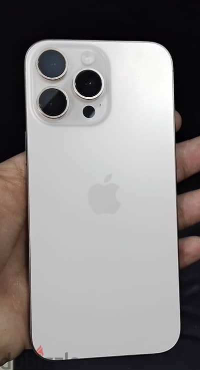 آبل - آيفون 16 برو ماكس