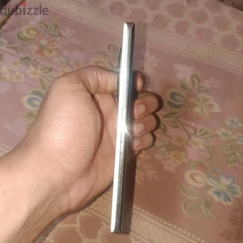 Realme 12 Pro 4