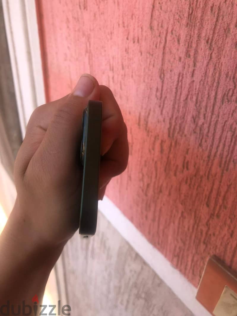 Iphone 13 4