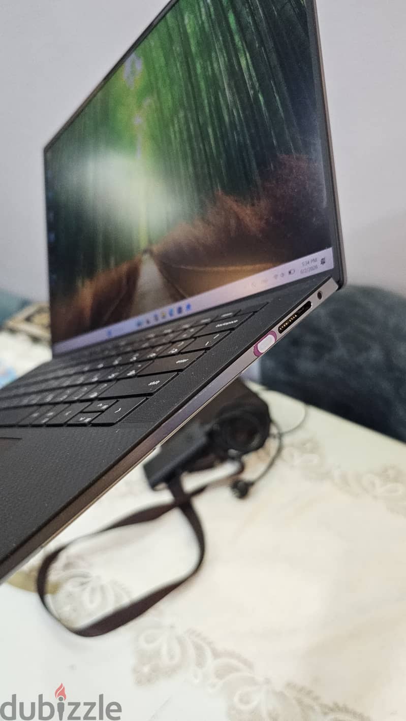 Dell 5560 3