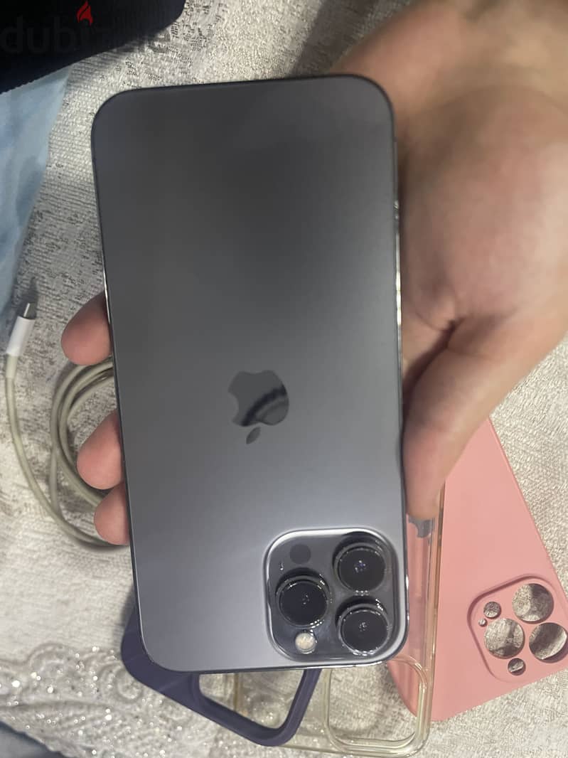 iPhone 13 pro max 256gb 4