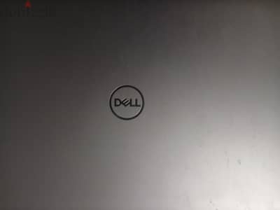 لابتوب dell ispiron 5583 بالكرتونة والشاحن الأصلي