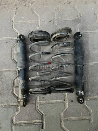 عفشة كاملة سيراتو 2010 خلفى  استيراد