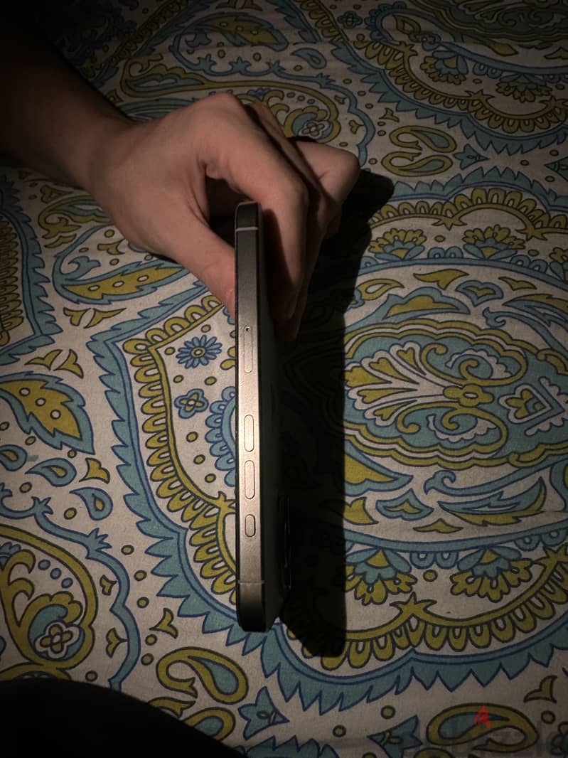 Apple - iPhone 15 Pro 1