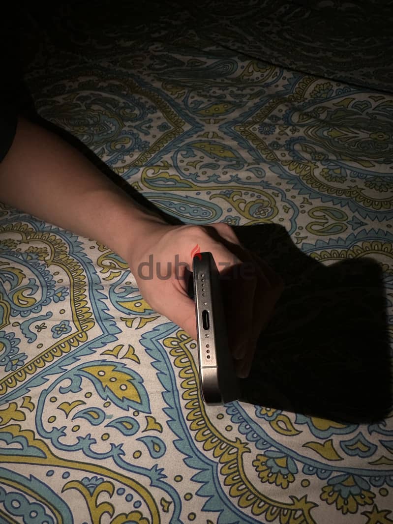 Apple - iPhone 15 Pro 4