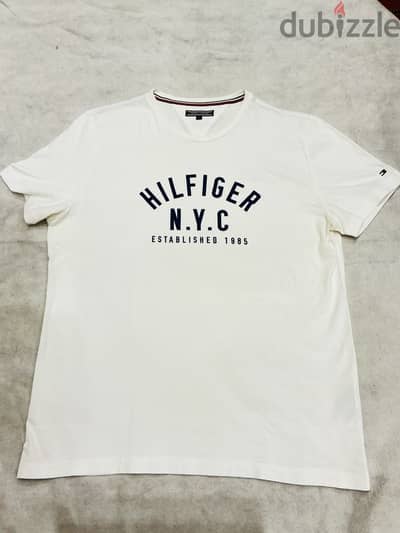 Tommy Hilfiger Little Boy's H logo tee Shirt, bright white Size XL
