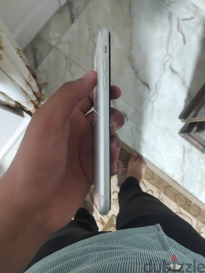Apple - iPhone 11 1