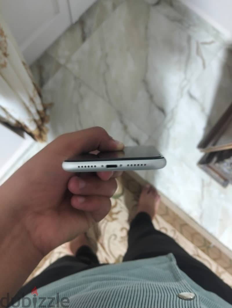 Apple - iPhone 11 5