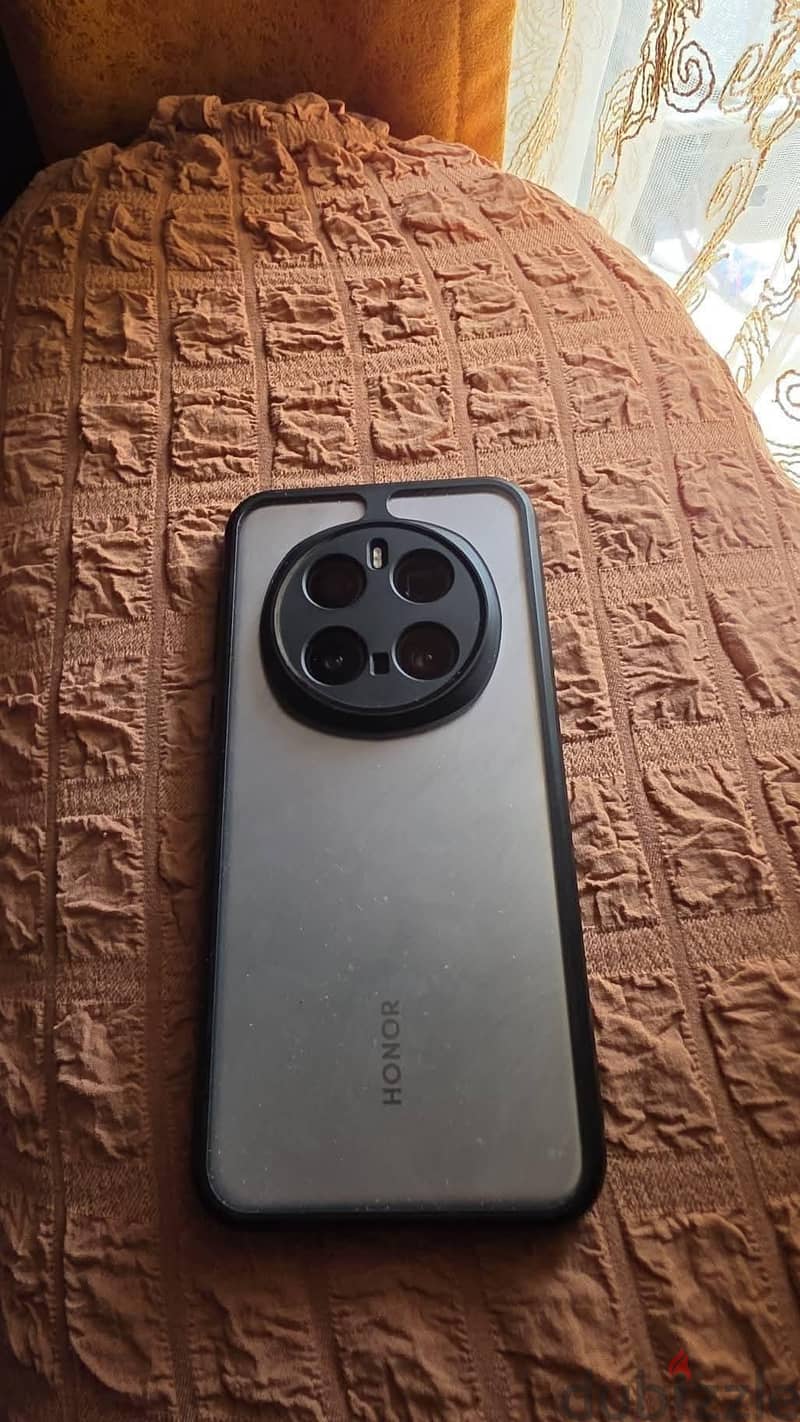 Honor Magic7 Pro 5