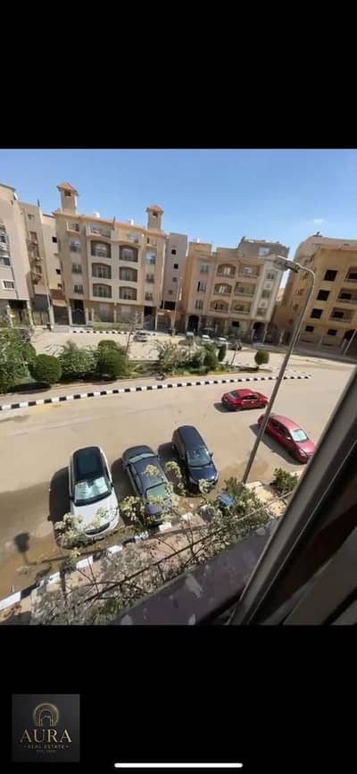 شقة 190م للبيع بالمستثمرين الجنوبية | بجوار الجامعة الأمريكية | 3 غرف | 5.5 مليون نهائي