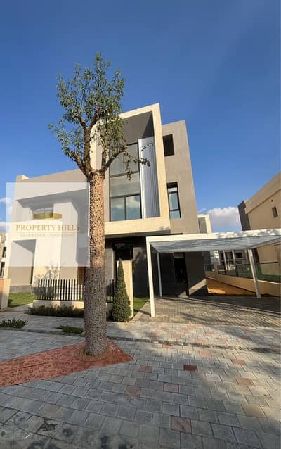 اقل سعر ڤيلا مميزه للبيع متشطبه في التجمع جاهزه للمعاينه بسعر لقطه