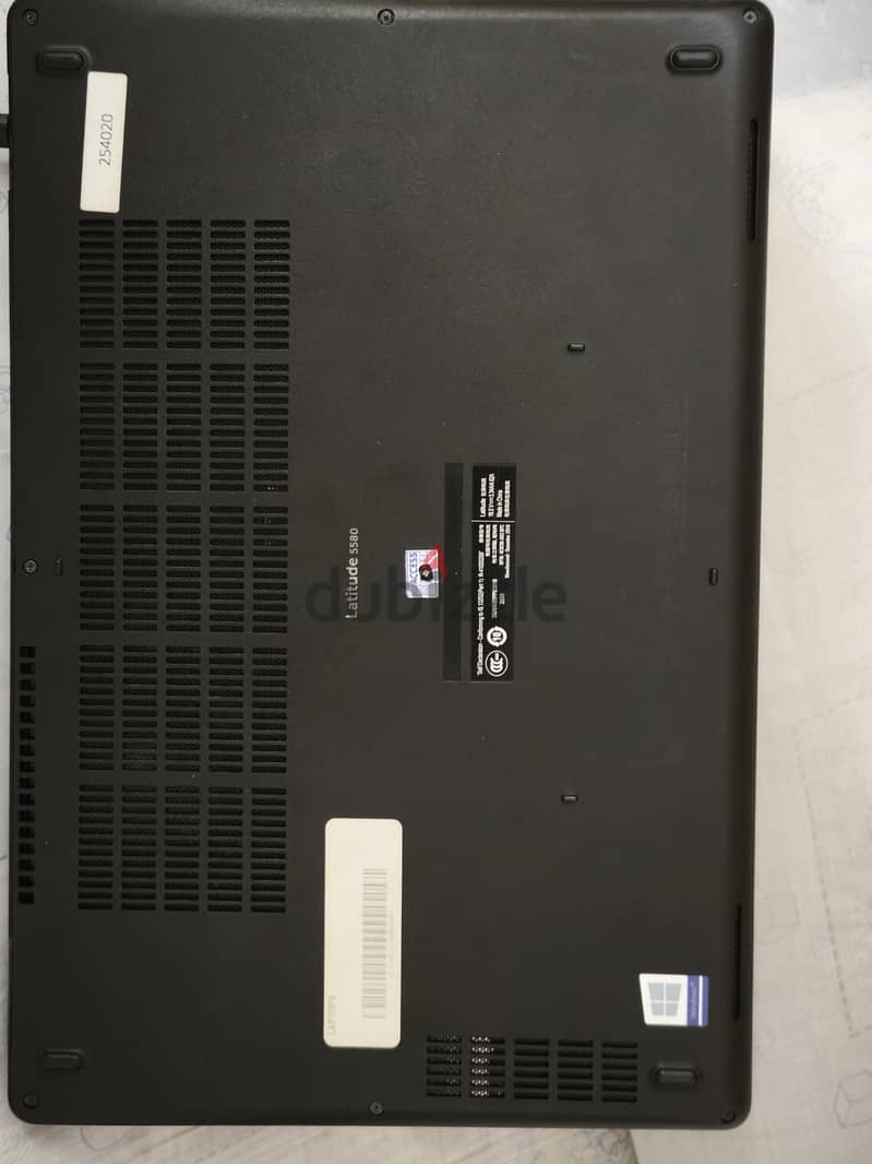 Dell latitude 5580 1