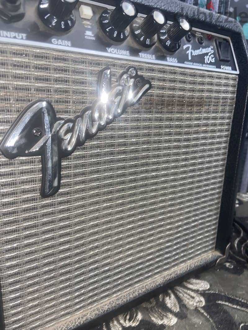 Fender frontman 10G 1