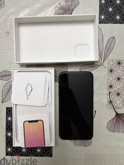 Apple - iPhone 11