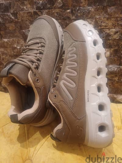 Skechers Originals size 42 Size 42 Size 42