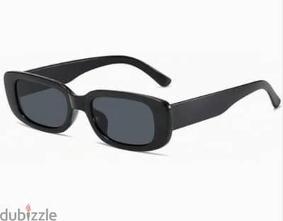 Small irregular rectangular sunglasses for UV protection - Black