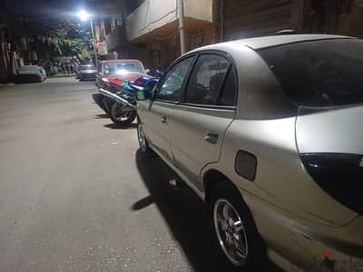 كيا ريو 2002