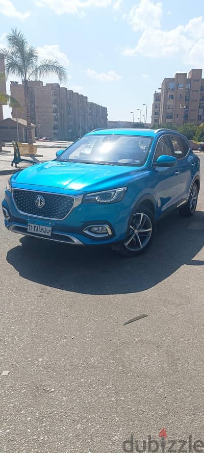 MG HS 2021