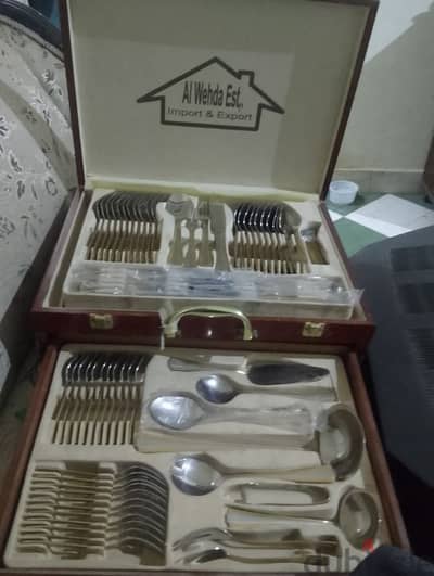 طقم معالق وشوك وسكاكين ماركة