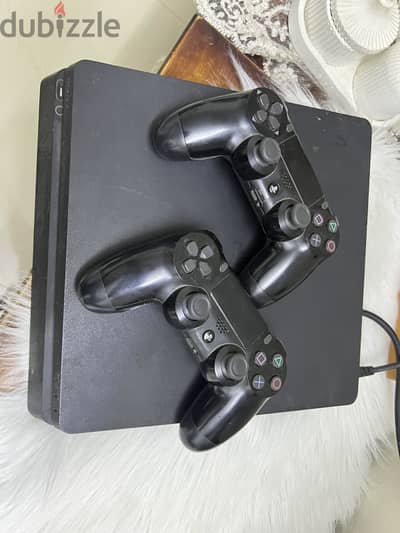 Ps4 للبيع