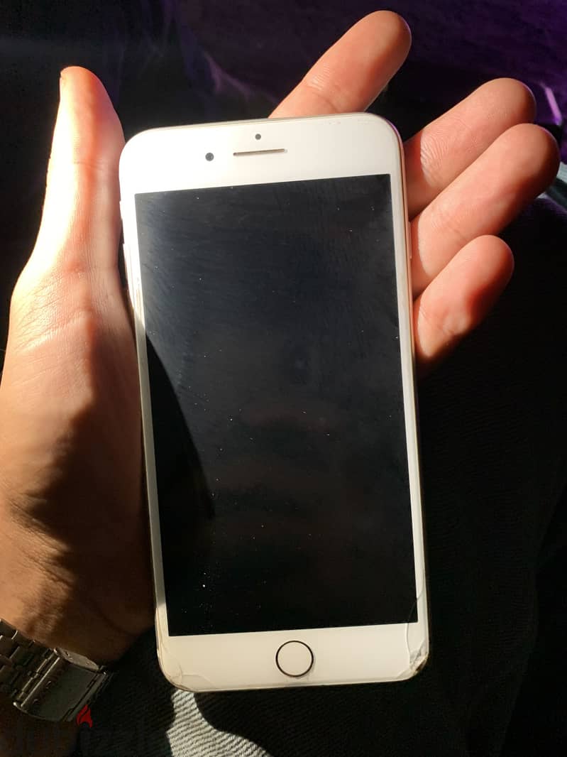 iPhone 8 Plus 64G 3