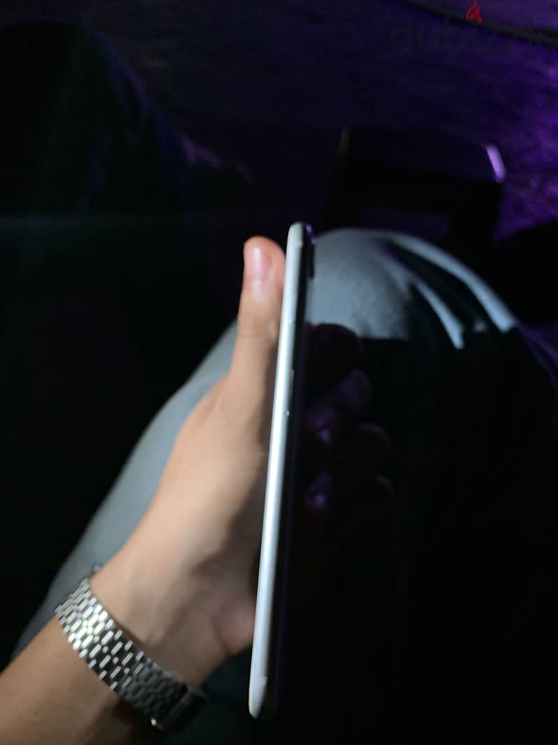 iPhone 8 Plus 64G 4