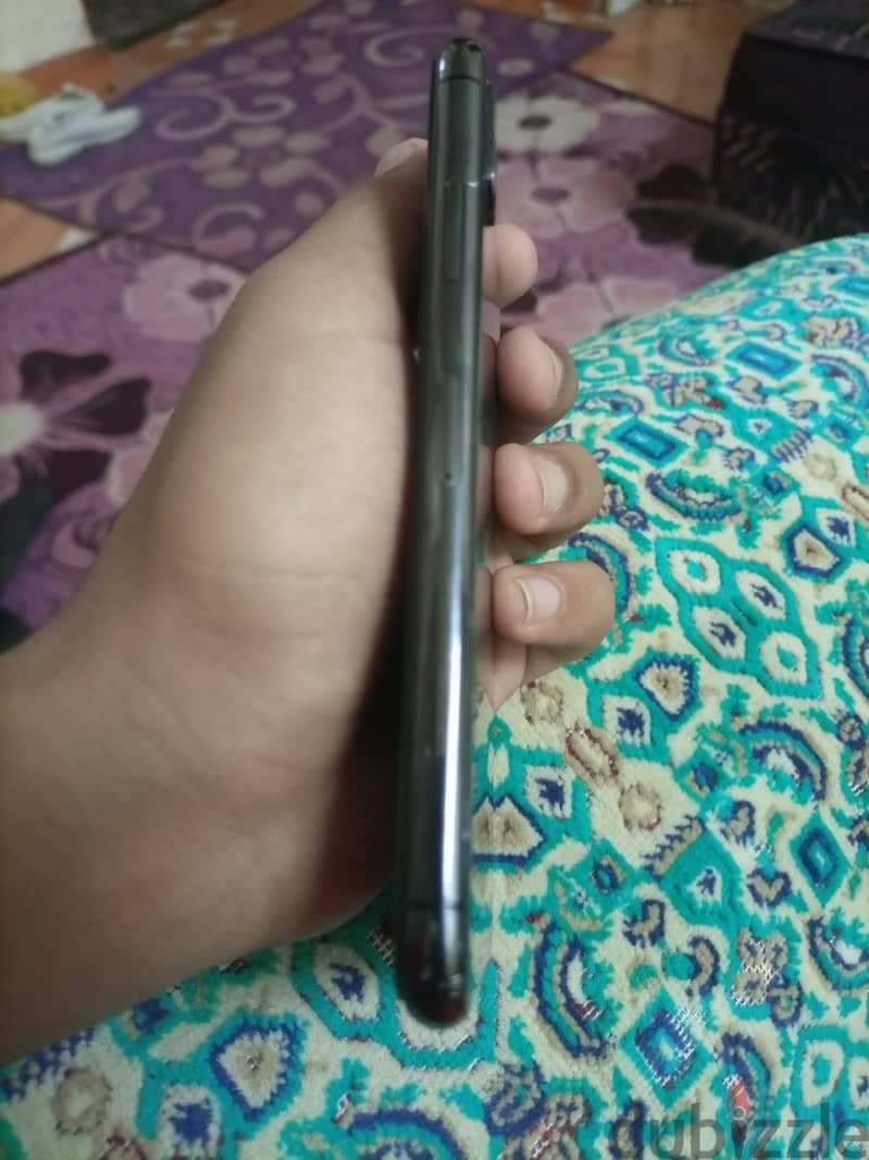 Apple - iPhone X 3