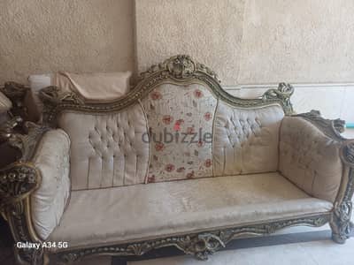 صالون زان احمر