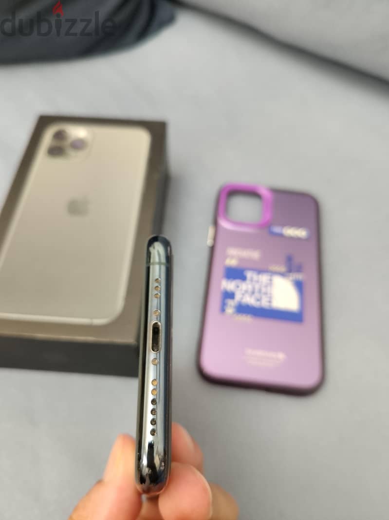 Apple - iPhone 11 Pro 3