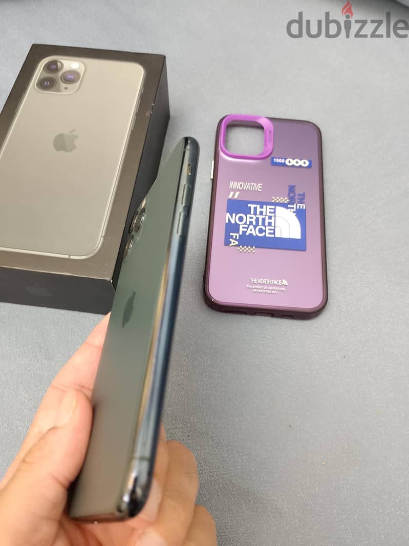 Apple - iPhone 11 Pro 6