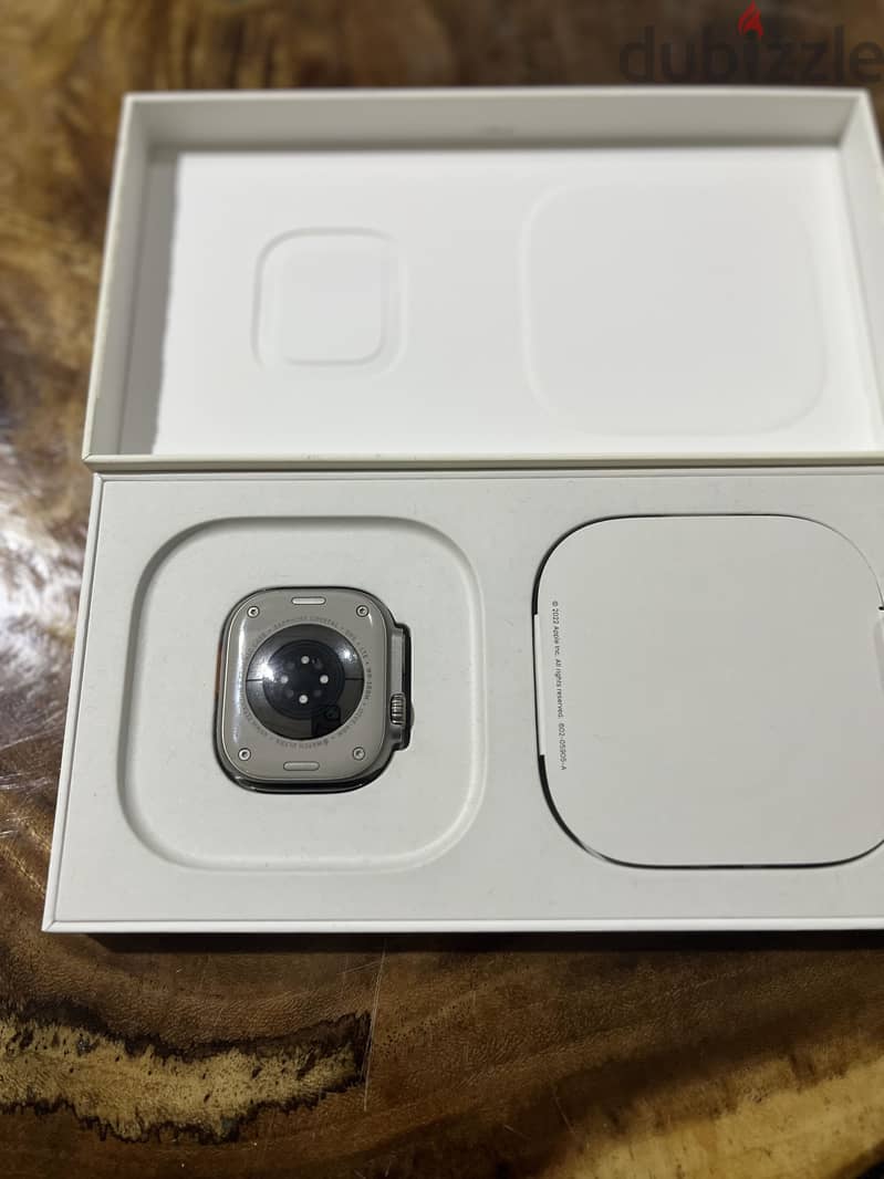 Apple Watch Ultra 2 3