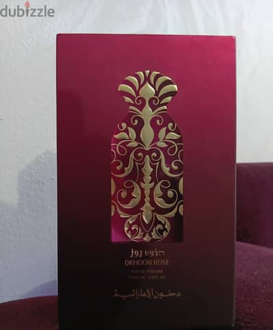 عطر اماراتي اصلى بحالة ممتازة