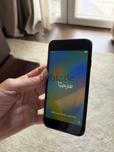 Apple - iPhone 8 | 64GB | Spay Grey (with Box)