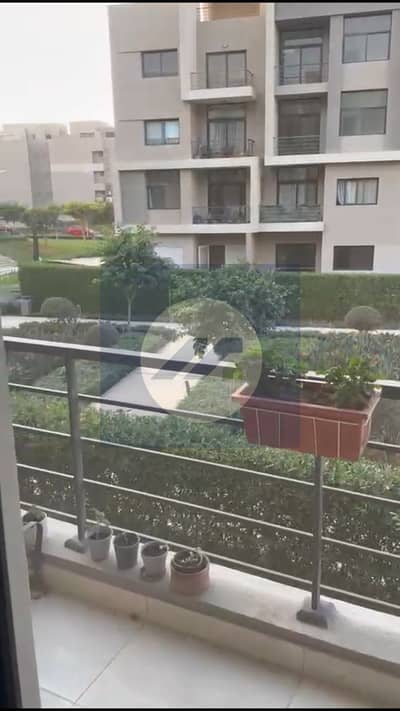 شقة نصف مفروشة 3 غرف للإيجار في فيفث سكوير المراسم – القاهرة الجديدة