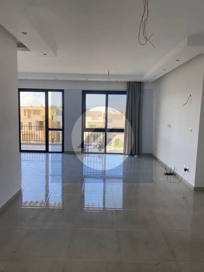 Semi-Furnished 3-Bedroom Apartment with Nanny Room and Laundry Room for Rent in Sodic Eastown, New Cairo