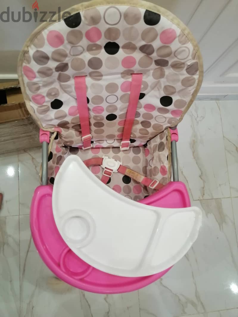 Petit Bebe pink feeding chair 6