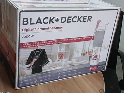مكواة بخار ملابس BLACK+DECKER Digital Garment Steamer 2000W