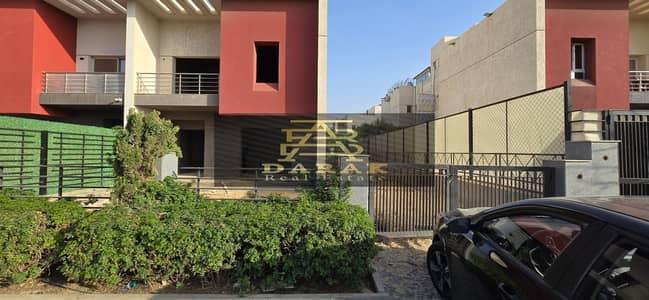 فرصه عقاريه مميزه بمدينتي تاون هاوس مودرن بسعر مميز