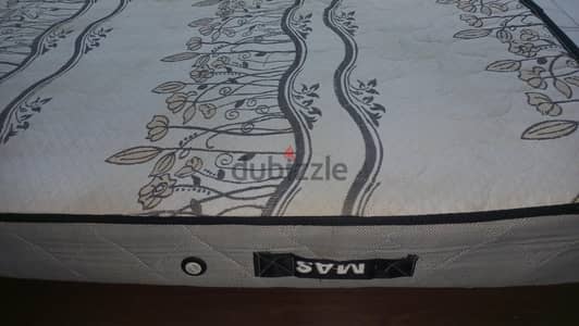 مرتبه ١٢٠ سم للبيع مستعمله بحاله جيده  2500ج ب٢٥٠٠