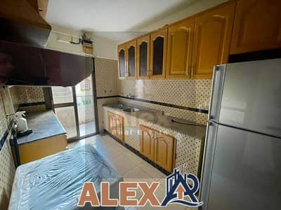 ايجار السكني في كفرعبده بدواليب المطبخ