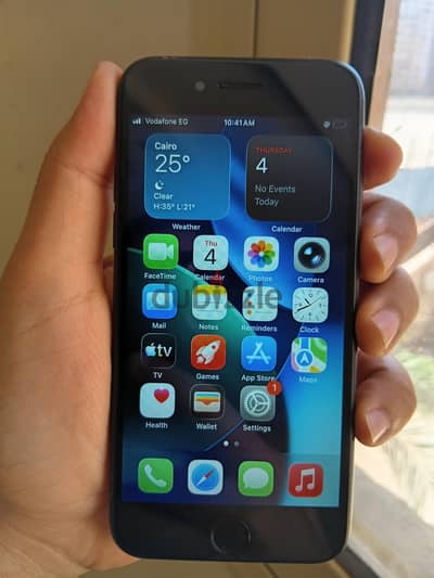 Apple - iPhone SE