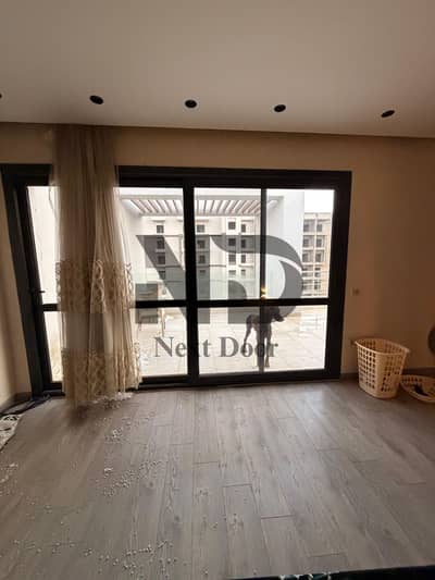 Prime Penthouse for Sale in El Patio Casa